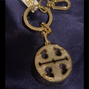 NWT TORY BURCH KEY CHAIN